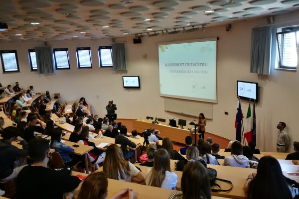 Uvodni dnevi za bruce in &scaron;tudente vi&scaron;jih letnikov