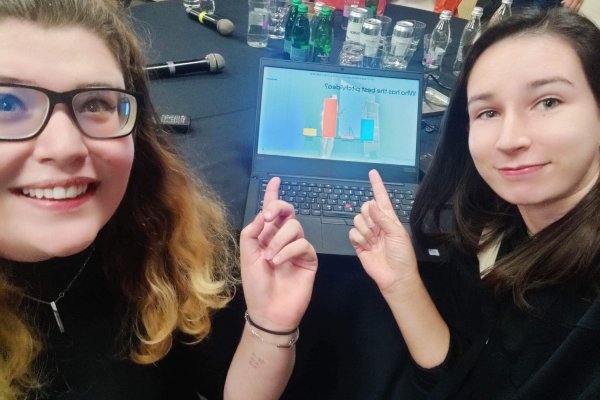 Turistica team wins hackathon with innovative solution