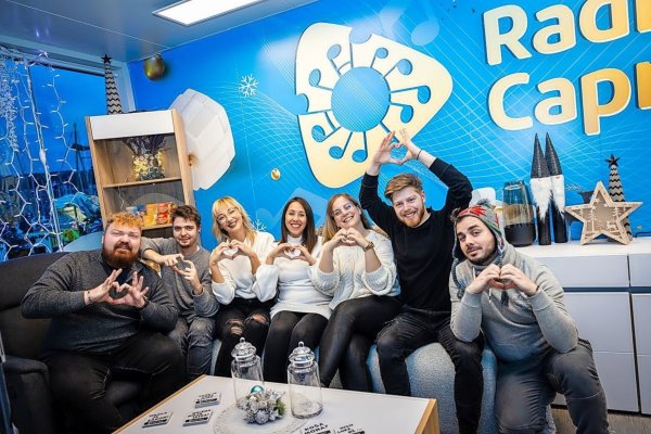 UP AND RADIO CAPRIS PROMOTION - FRIDGE OF A GOOD HEART