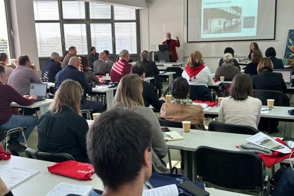 The present and future of wine and gastronomy tourism on tourist farms