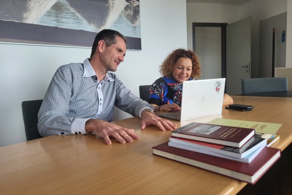 Guest Lecturer prof. Senija Čau&scaron;ević from the University of SOAS in London