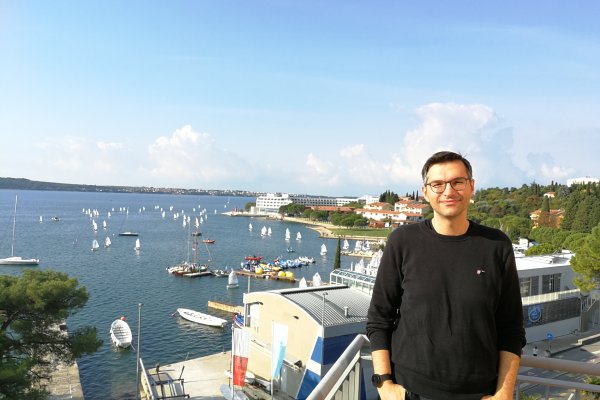 GOST UP: 1. poročilo gostujočega predavatelja dr. Simona Lična