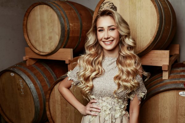Our graduate Ana is the new Wine Queen of Slovenia