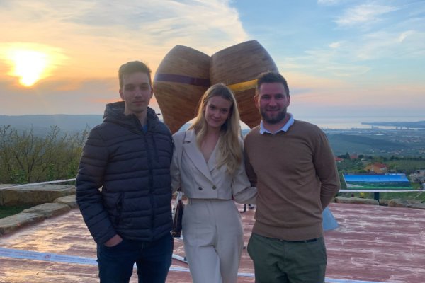 Students of Turistica enriched the photopoint above Koper with their idea