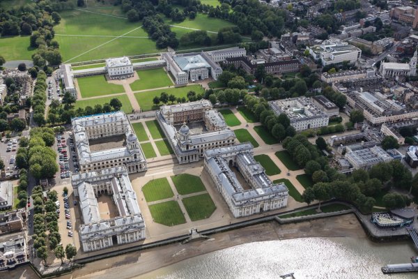 Guest lecturer dr. Tina &Scaron;egota (University of Greenwich)