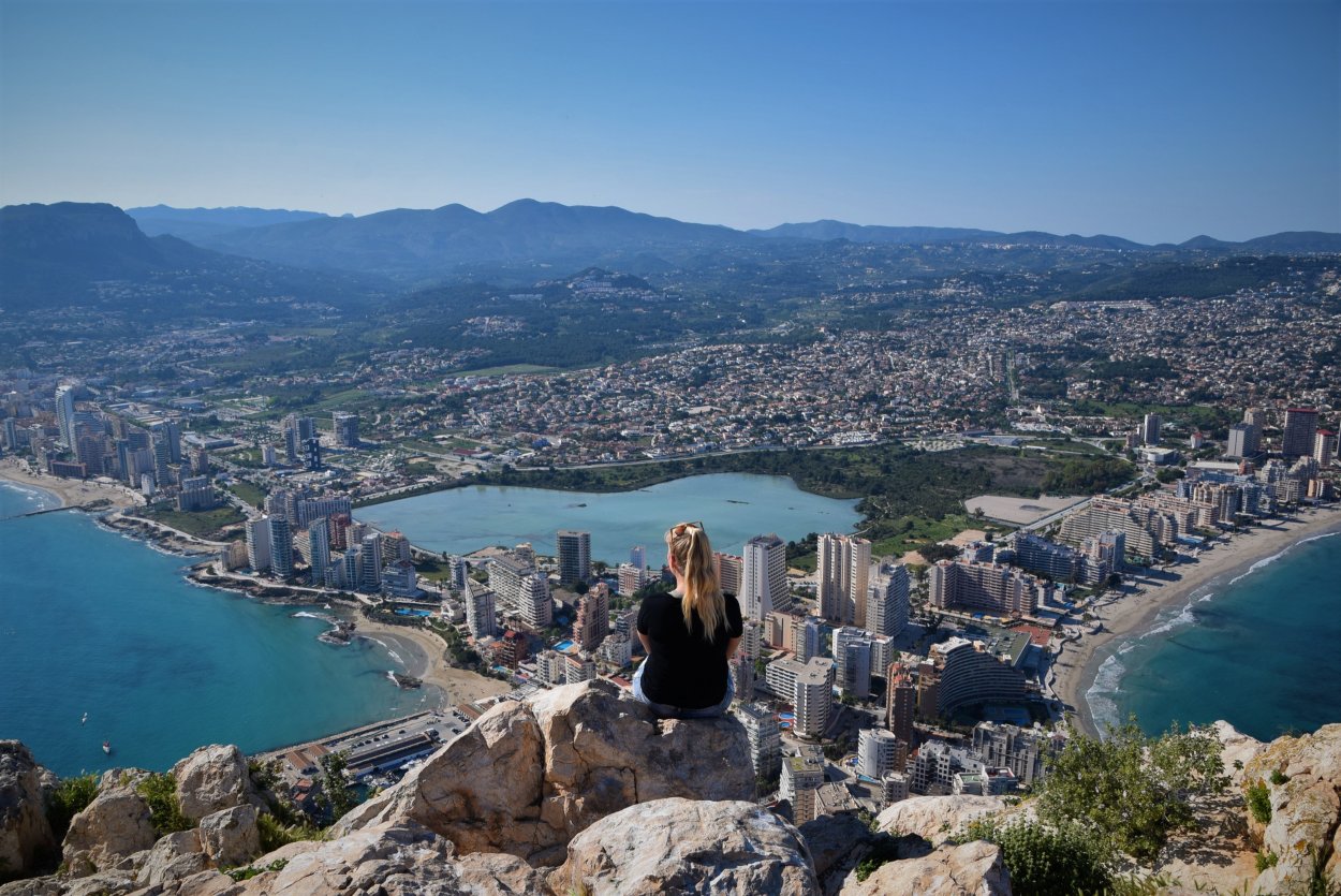 Pod palmami v sončnem Alicanteju