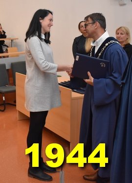 photo1944.jpg